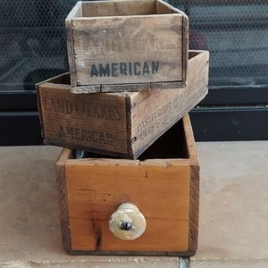 Asst antique boxes